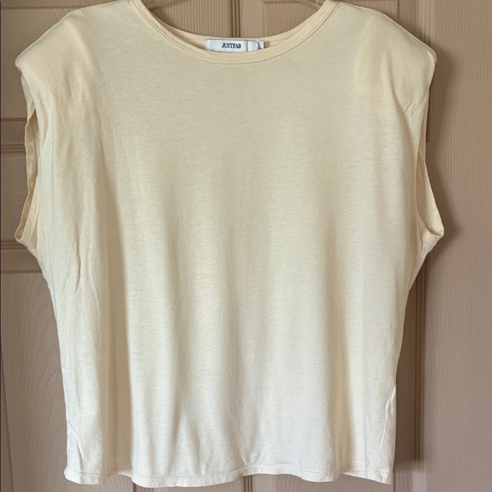 JustFab Cream Cap-Sleeve Tank Top